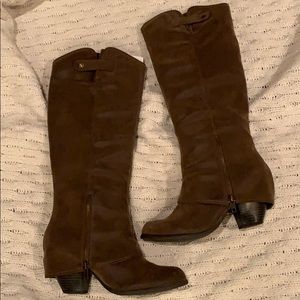Fergalicious Taupe Boots sz 10